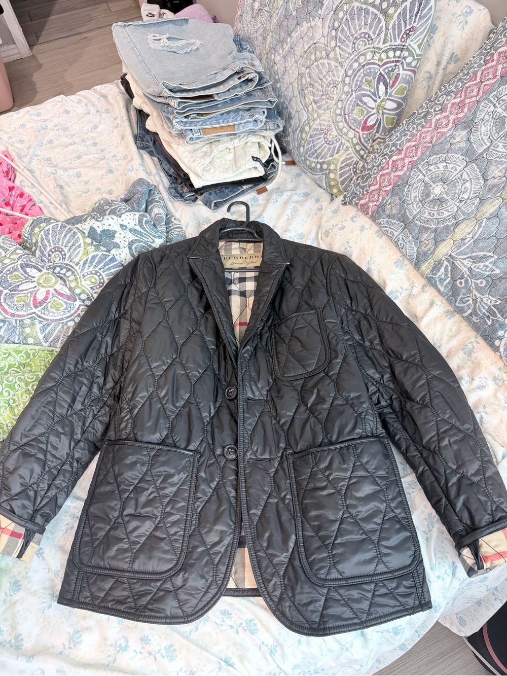 Burberry Black Quilted Jacket with Classic Nova Check Lining